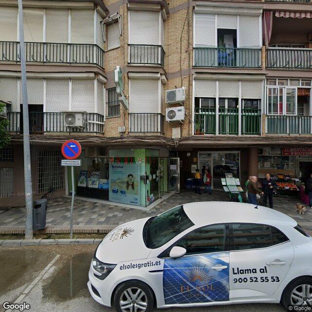 Street view near Farmacia Rosa Peche in Camas