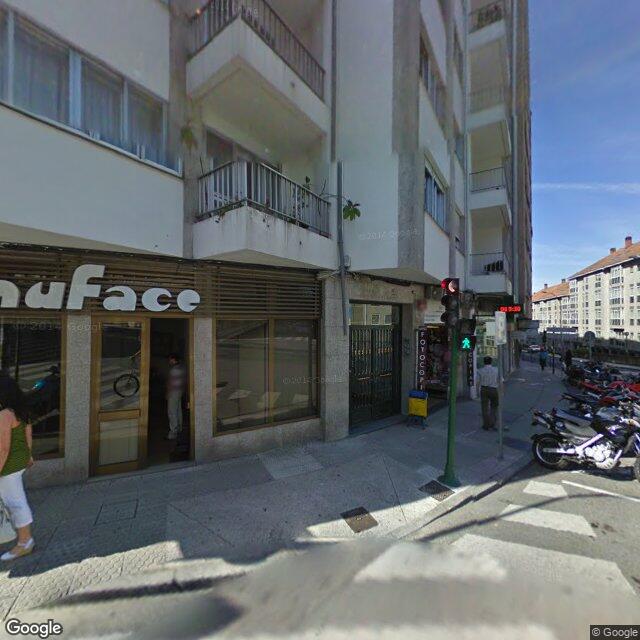 Street view near Farmacia Rosa Vázquez in Santiago de Compostela