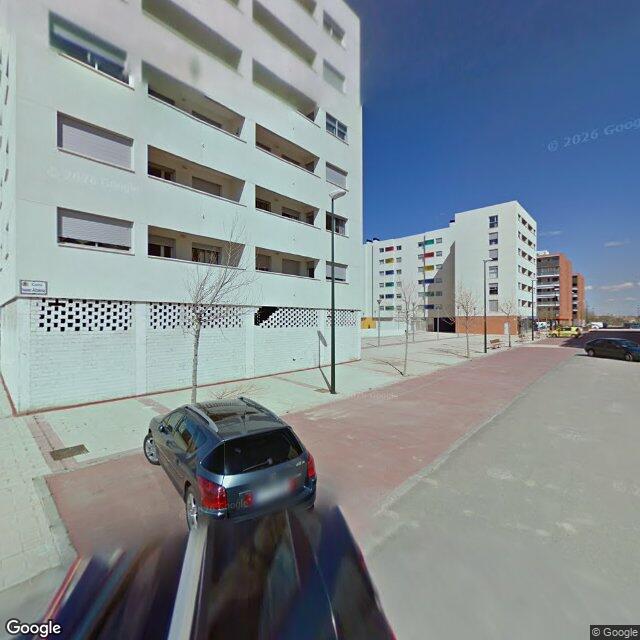 Street view near Farmacia Rosales Del Canal in Zaragoza