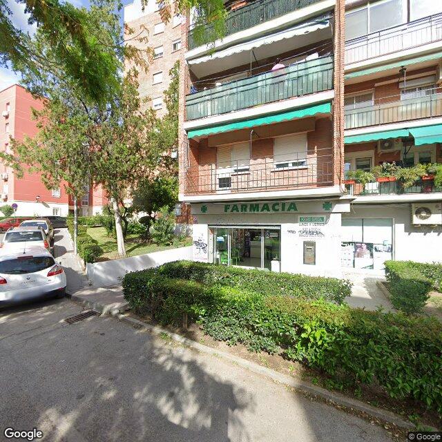 Street view near Farmacia Rosina De La Peña Prieto in Madrid