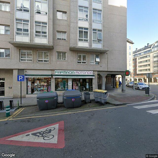Street view near Farmacia Rotonda in A Coruña