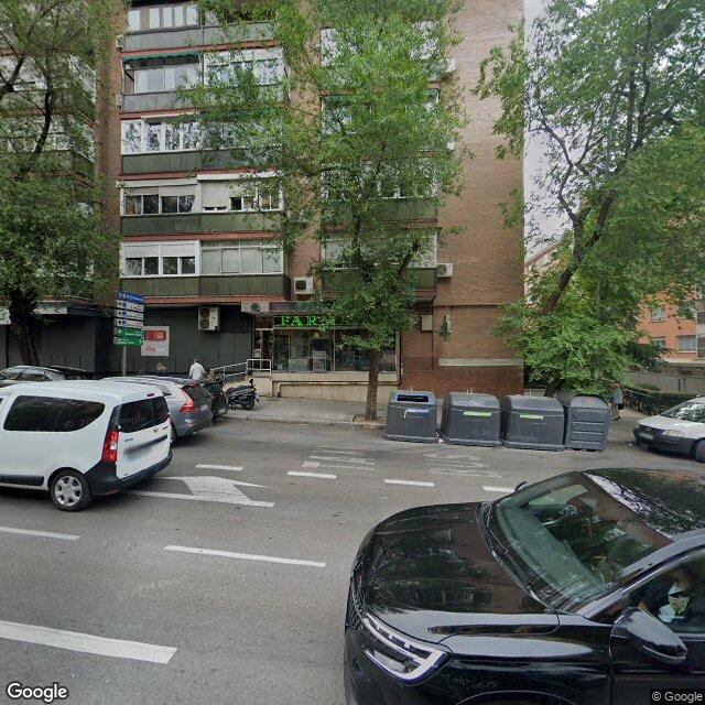 Street view near Farmacia Sánchez Brunete in Madrid