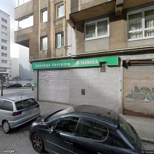 Street view near Farmacia Sánchez Ferreiro in A Coruña