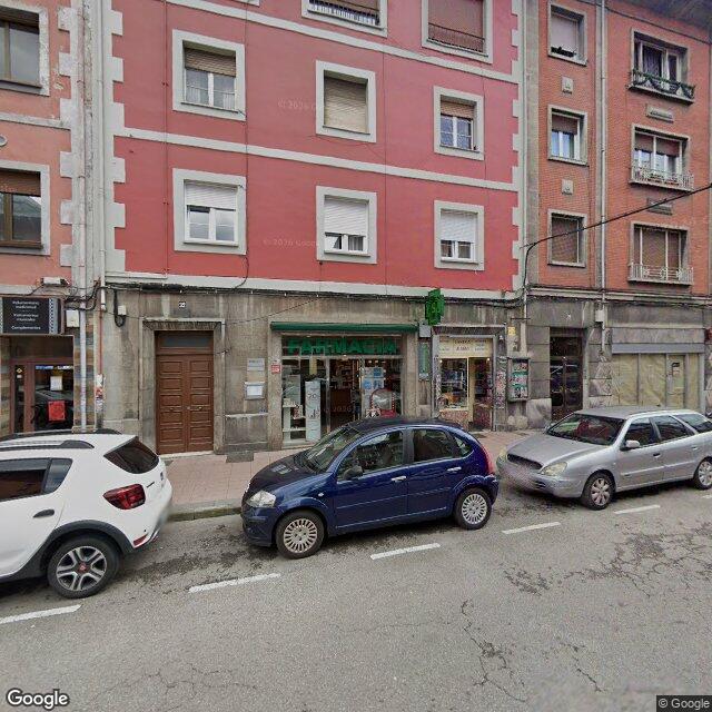 Street view near Farmacia Sánchez Menéndez in Mieres del Camín