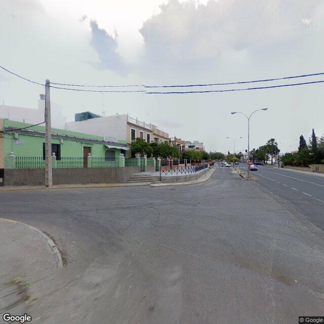Street view near Farmacia Sánchez Valencia in Mairena del Alcor