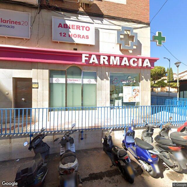 Street view near Farmacia Sagrario Serrano in Málaga