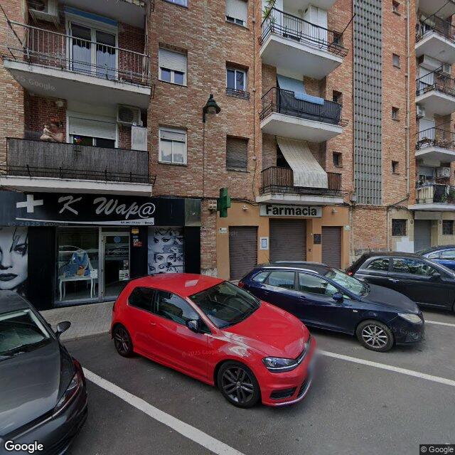 Street view near Farmacia Sainz Nadales in Spain