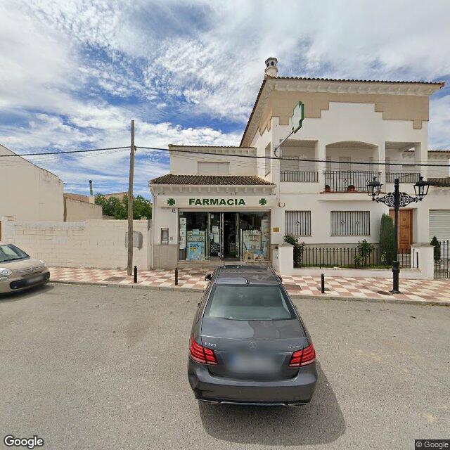 Street view near Farmacia Saldaña in Spain
