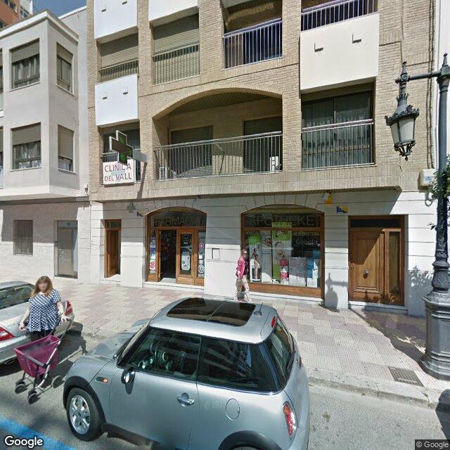 Street view near Farmacia Salinas Ferrando in Valencia