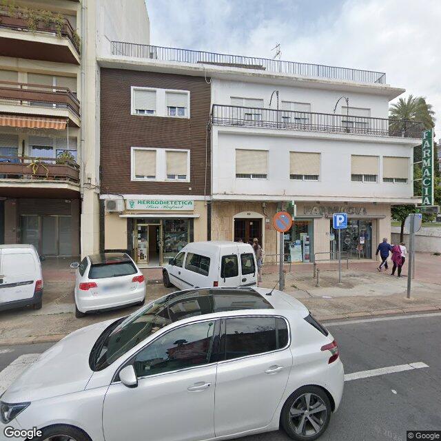 Street view near Farmacia San Cayetano in Cordoba