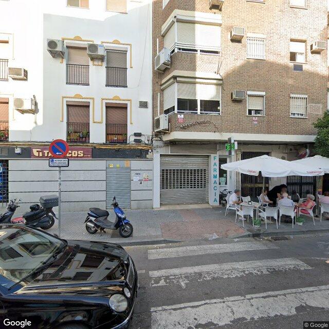 Street view near Farmacia San Jerónimo - Ruiz Davis in Sevilla