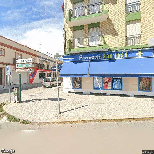 Street view near Farmacia San José in Morón de la Frontera