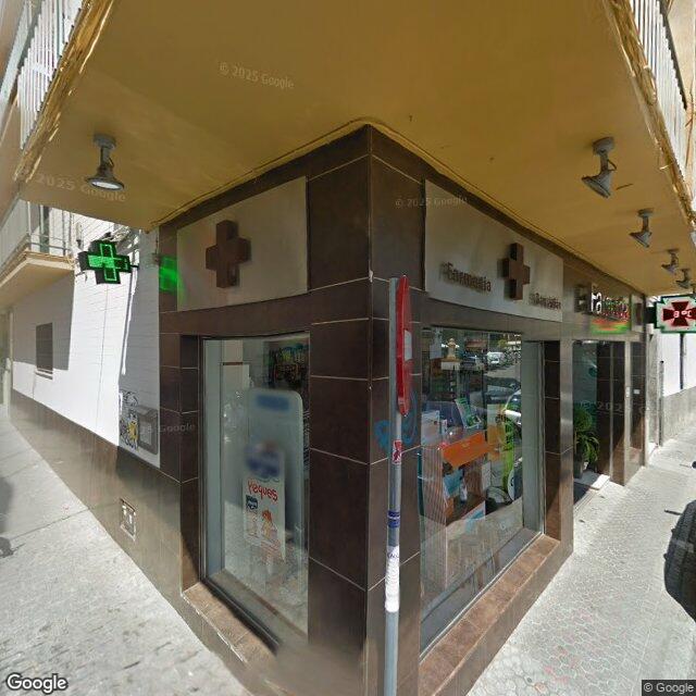 Street view near Farmacia San Julián in Sevilla (centro)