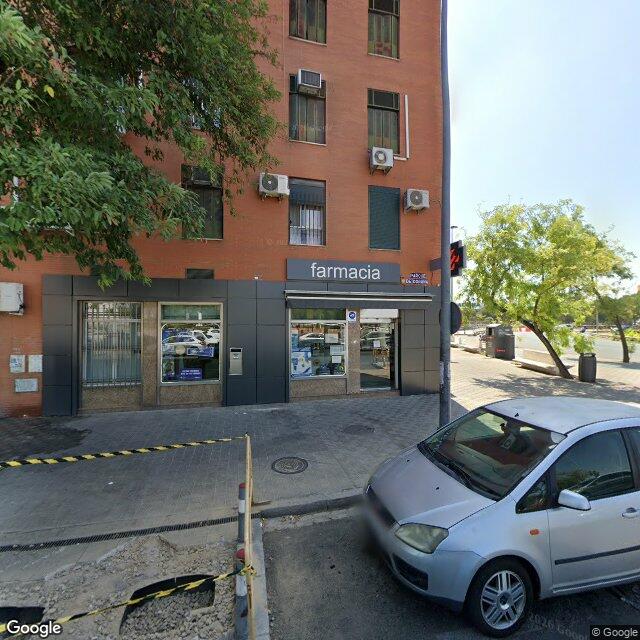 Street view near Farmacia San Leandro in Sevilla