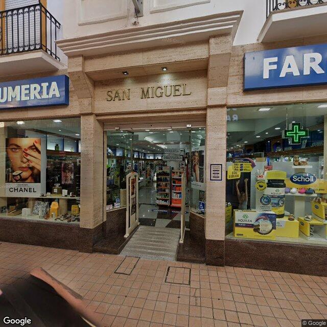 Street view near Farmacia San Miguel in Torremolinos