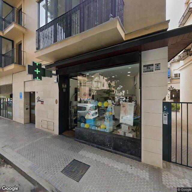 Street view near Farmacia San Pedro in Sevilla