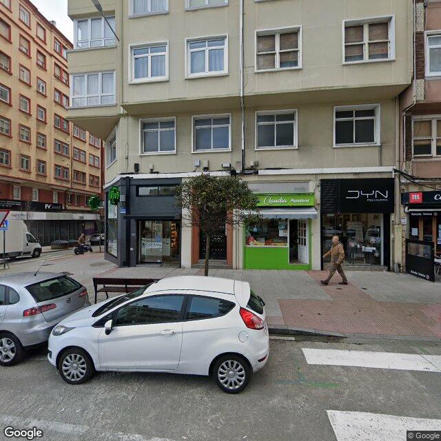 Street view near Farmacia Sande in A Coruña