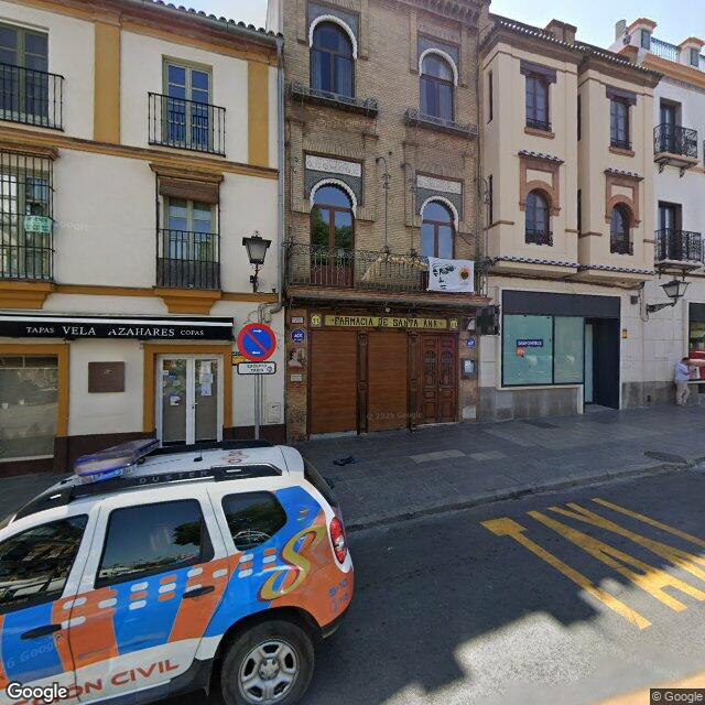 Street view near Farmacia Santa Ana in Sevilla