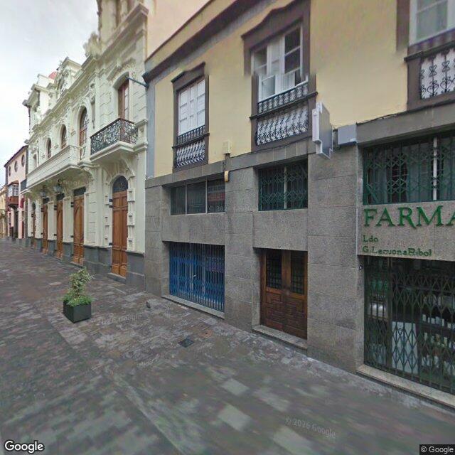 Street view near Farmacia Santos Lecuona in Spain