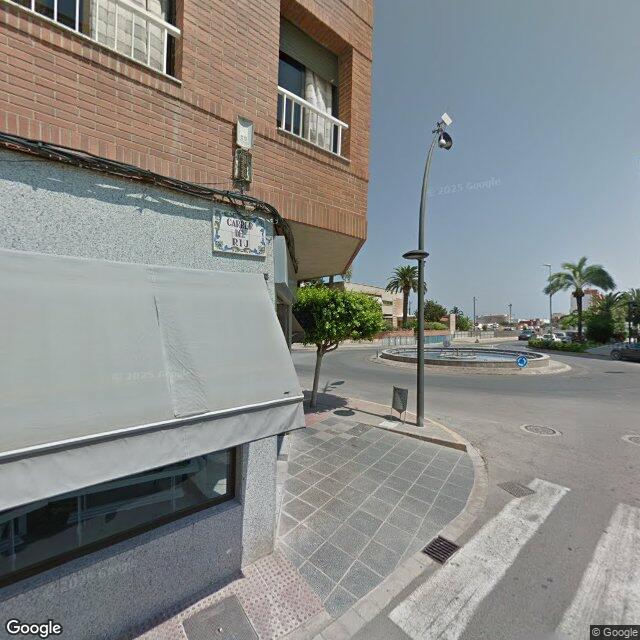 Street view near Farmacia Sastre in Benicarló