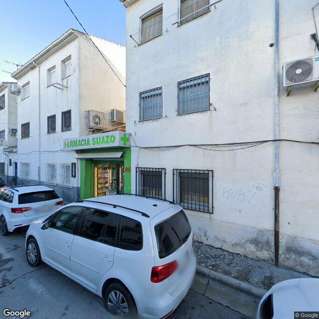 Street view near Farmacia Suazo in Granada
