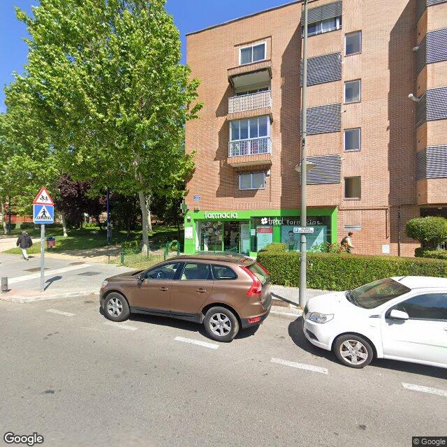 Street view near Farmacia Trébol Zarzaquemada in Leganés