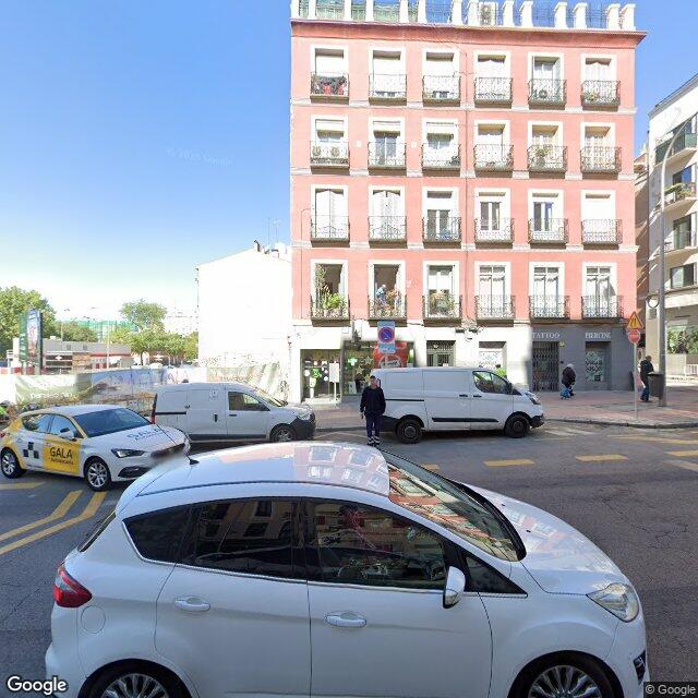 Street view near Farmacia Trebol in Madrid