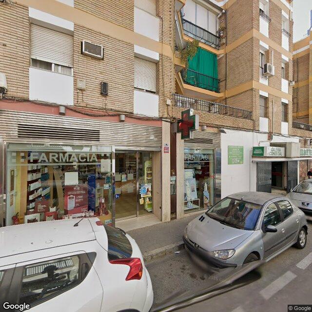 Street view near Farmacia Valvanera in Sevilla