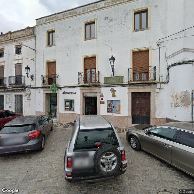 Street view near Farmacia Vara Muñoz-Casillas in Olivenza