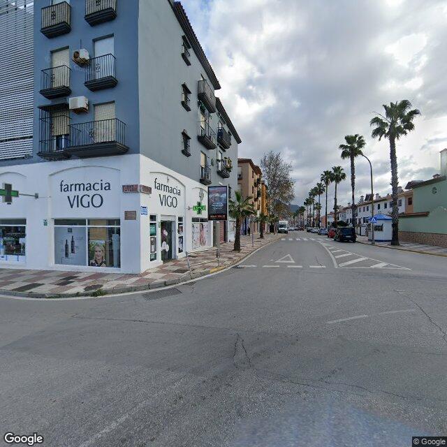 Street view near Farmacia Vigo in La Línea de la Concepción