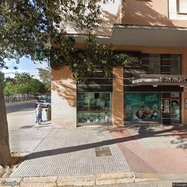 Street view near Farmacia Y Óptica Marina in Cádiz