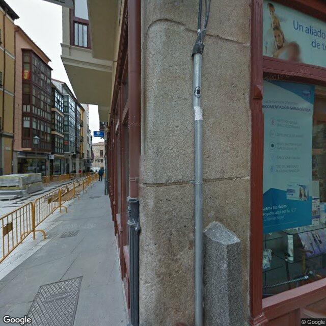Street view near Farmacia Yolanda Vara in Zamora