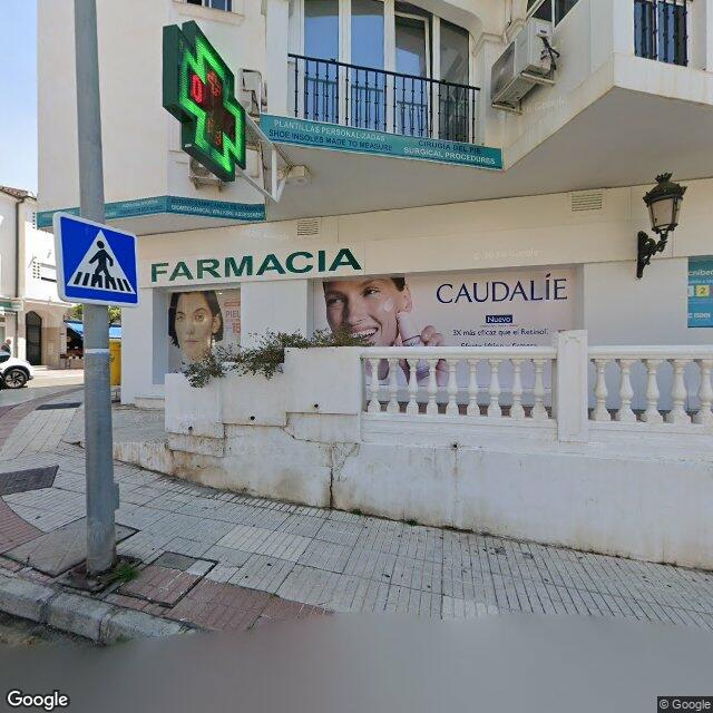 Street view near Farmacia Zarzuelo in Arroyo de la Miel