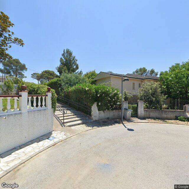 Street view near Francisco Martin Belmonte Carnicero , Jose Antonio Alonso Romero in Boadilla del Monte