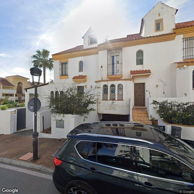 Street view near Guzman Lopez, Mª Angeles De in Estepona