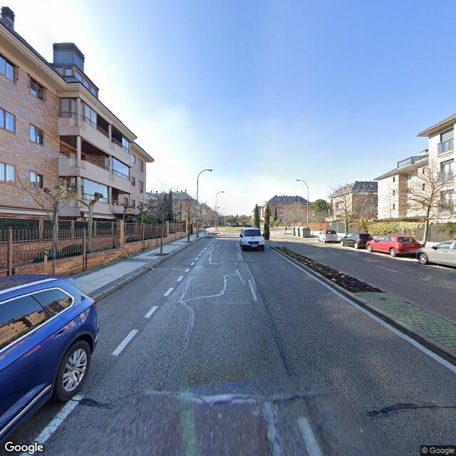 Street view near Juan Pedro Sanchez Lamas in Majadahonda