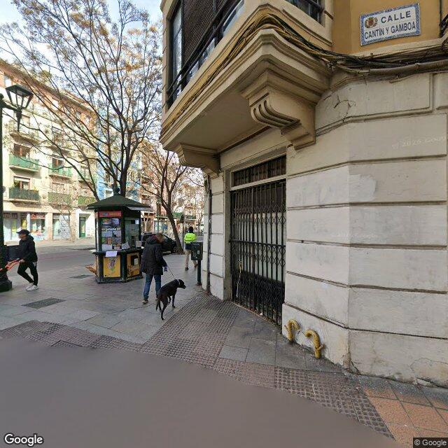 Street view near Labiano Mangado, María Teresa in Zaragoza