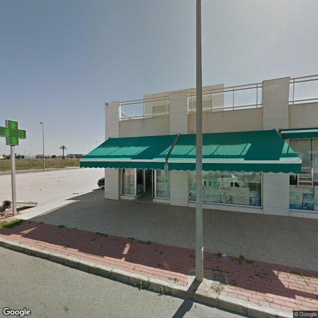 Street view near Laguna Rosa in Alicante