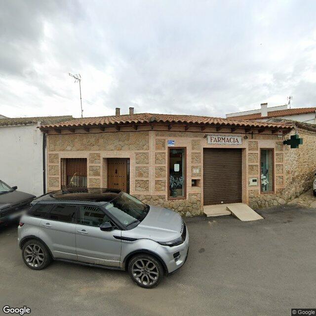 Street view near Lda. Beatriz Montes De La Nava in Peraleda de San Román