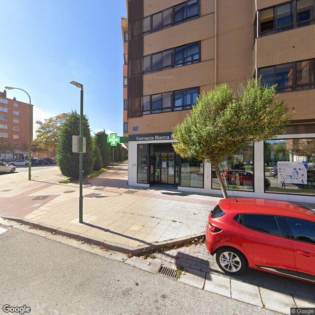 Street view near Lda. Blanca Sicilia Espuny in Burgos