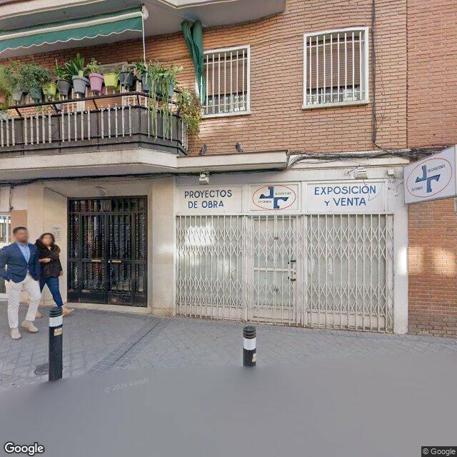 Street view near Ldo. F. Z. Chuliá in Madrid