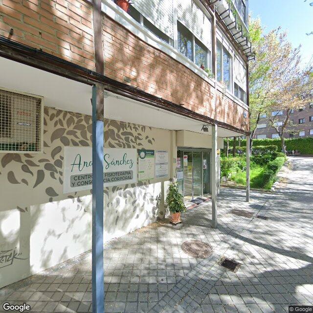 Street view near Leyre Ruiz Rodriguez in Madrid