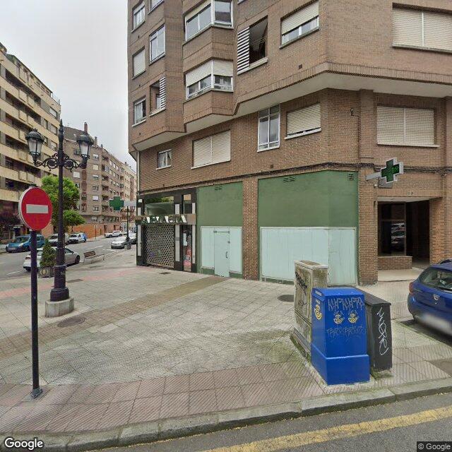 Street view near Lino Castellanos in Oviedo/Uviéu