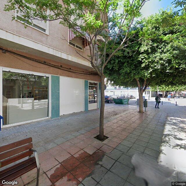 Street view near María Cristina Vivo Morgado in Alicante