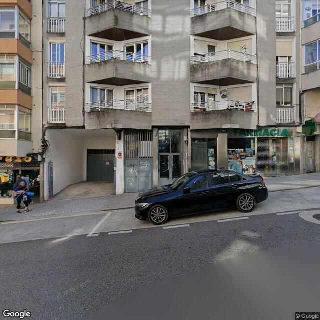 Street view near María Cruz Gallástegui Otero in Vigo
