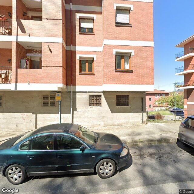 Street view near María Eugenia Chirapozu Orue-Etxebarría in Zaratamo