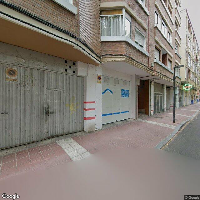Street view near María Mercedes Pérez Rodríguez in Valladolid