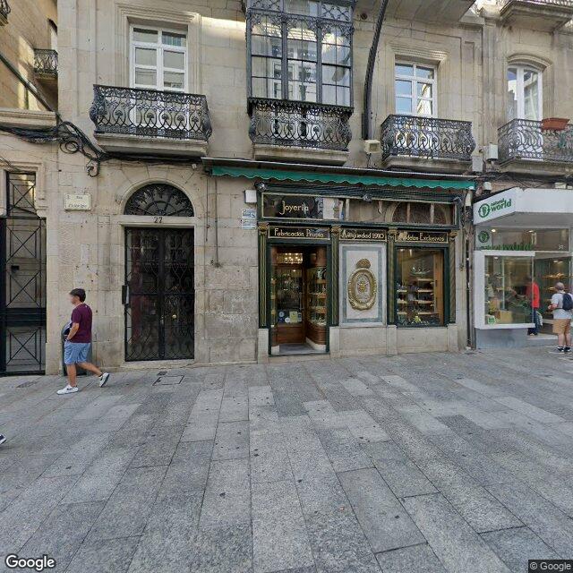 Street view near María Pilar Martínez Villamarin in Vigo