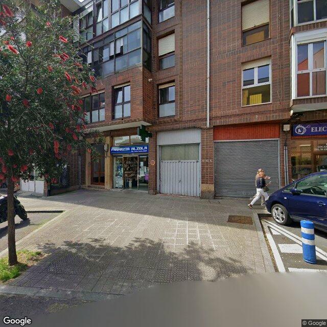 Street view near Maria Mercedes Alzola Garamendi in Getxo