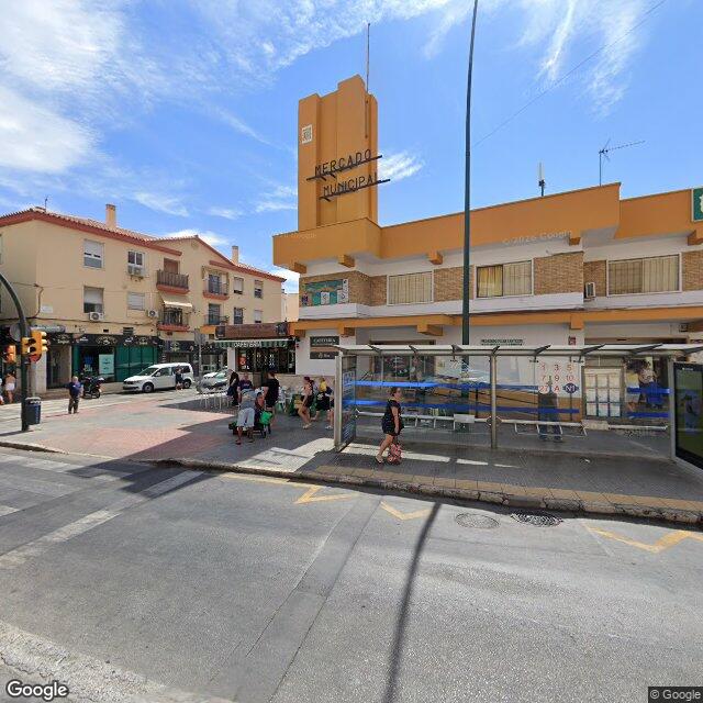 Street view near Mercado De Huelin in Málaga